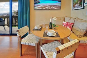 Unidad de esquina con vistas despejadas de Sapphire Beach, que está a pocos pasos ... - Image 4