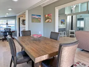 Art Gallery - A quaint upstairs apartment in the town of Bodega Bay. - Image 5