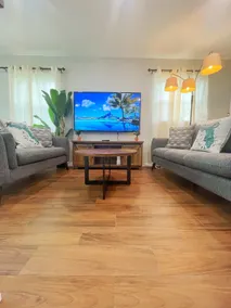 ✬Hidden Gem Retreat✬ 3 BDR Home ✬Bright&Clean✬ - Image 2