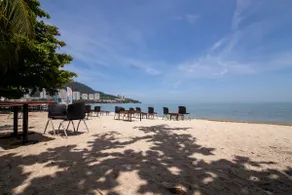 Stunning Sea View Stay + Balcony (4 Pax) • Par#20 - Image 5