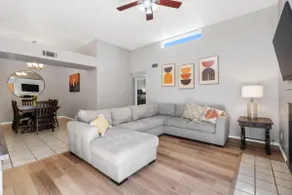 Welcome to the Oso Cozy Casita - No House guests without prior approval from host. - Image 2