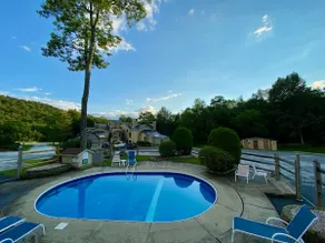 Skiers! Fox Hollow 2br/2ba Condo. Across From Pico, Minutes To Killington 2 Bedroom Condo - Image 2