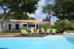 La Taniere, piscine et 300m de la mer - Image 2