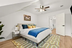 BR Stylish Retreat w/ Fenced Patio! 2K Lux Stay! - Image 2
