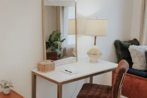 Spacious King Studio | River Views| Private Patio - Image 4