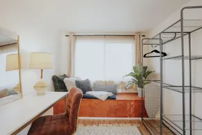 Spacious King Studio | River Views| Private Patio - Image 5