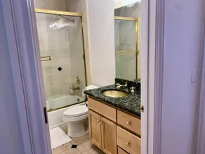 Gorgeous Apt High Atop Nob Hill - Image 5