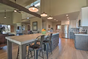 Picturesque Farmhouse on Working Almond Ranch - Image 2