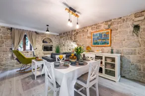 Villa Dovecote with Private Sauna, Jacuzzi & Gym - Image 4