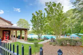 1/2 Mi to Marina: Lake Arrowhead Condo! - Image 3