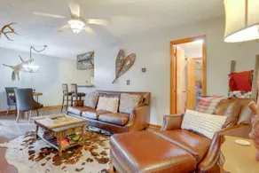 1/2 Mi to Marina: Lake Arrowhead Condo! - Image 5