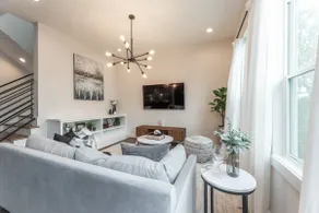 Modern 3BR/3.5BA Near Downtown w/ Garage - Image 4