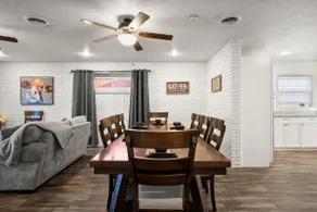 Alpine : 4 Bedroom, 2.5 Bath: Garage Access - Image 4