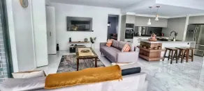 Beautiful New home in Throsby with 5 Bedrooms - Image 2