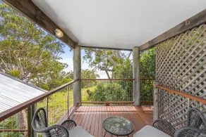 Surf Gums + Ocean Views + Sleeps 9 + Renovated - Image 5