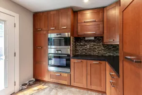 Spacious 5BR San Jose Home w Parking & Backyard - Image 5