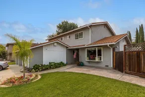 Spacious 5BR San Jose Home w Parking & Backyard - Image 2