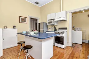 'The Nook' Peaceful Toorak Gardens Retro Cottage - Image 5