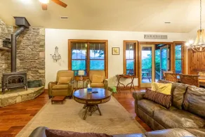 Serenity - Spectacular Mountain Views! - Image 3