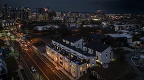 Urban Row - Rooftop Hottub - Heart of Gulch - Image 5