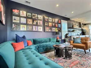 Upbeat Suite @ Bungalou + Bourbon Bar + Gameyard - Image 2