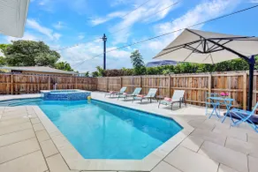 ⭐ NEW! Starfish Wishes | Saltwater Pool & Spa • Walk to Beach • Sleeps 9 - Image 3