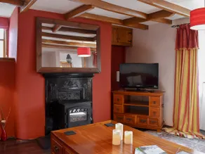 Pineview Cottage - Image 2