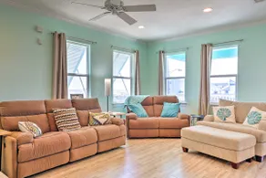 Furnished Deck + Ocean Views: Surfside Beach Home - Image 4