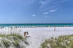 Condo de complexe : vue sur le golf et l'étang, à pied de la plage - Image 3