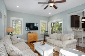 Colin's Cabin at Devonshire Place - Image 3