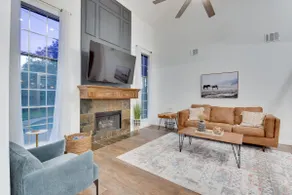 Destination Pine Walk ·Pool+Spa Near The Woodlands - Image 5