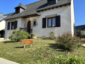 802 - Maison avec jardin à quelques pas du centre bourg d'Erquy - Image 2