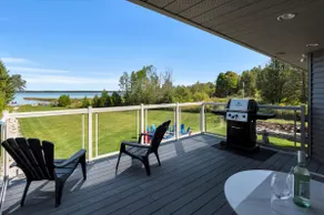 Black Friday 25% Off • Waterfront 4BR • Hot Tub - Image 2