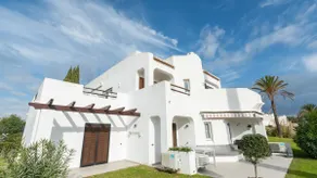 Amazing 2-Bedroom Appartment with big terrace! - Image 2