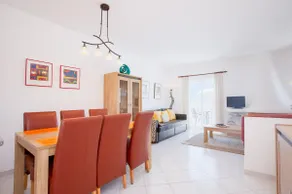 Amazing 2-Bedroom Appartment with big terrace! - Image 5