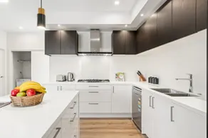 A Luckie Charm - 8 Bedroom Townhouse with Spectacular View - Image 5