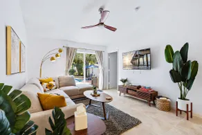 The Coastal Casita - Heated Pool, Private Yard, Mini Golf, Great Location. - Image 4