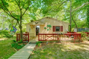 Heathsville Home w/ Sunroom < 10 Mi to Beach! - Image 2