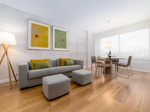 Bright & Elegant 2BR near Mestalla · Seasonal Stay - Image 5