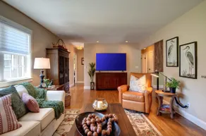 Well Appointed 3 Bed/2 Bath Pet Friendly Ranch Close to Village/Lake - Image 5