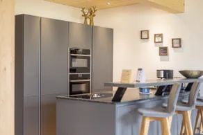 Premium apartment gallery, sauna & hot tub - Image 3