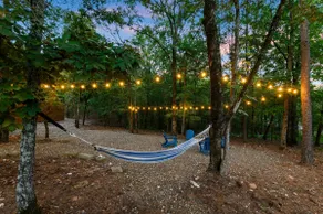Retreat w/ Hot Tub,Forest Views &Pet Friendly Stay - Image 5