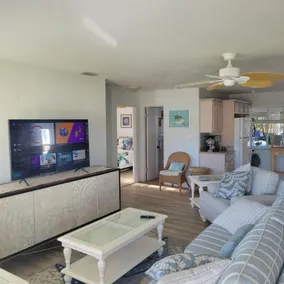 Oasis Retreat: Pool, Walk to Beach & Flagler Ave - Image 3