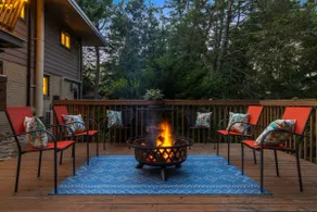 Serene and Secluded Hilltop Hideaway. Hot Tub, Fire Pit - Image 5