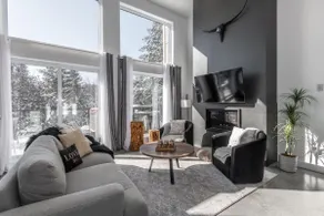 Luxurious Villa Tremblant 4 Bdrs W Hot Tub B85 - Image 2