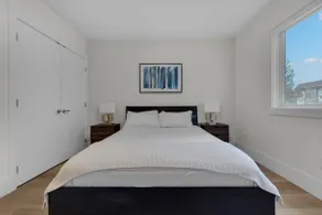 Near Skytrain | Pet Friendly | Free Parking - Image 5