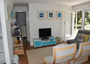 Barefoot Bungalow managed by Batemans Bay Accom - Image 2