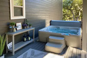 Luxe Canyon Lake Home w/ Gorgeous Lake Views! - Image 3