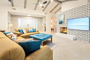 Home Near Beach with Heated Pool - Image 4
