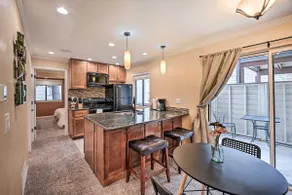 Condo avec patio & accès piscine à Greenwood Village ! - Image 2